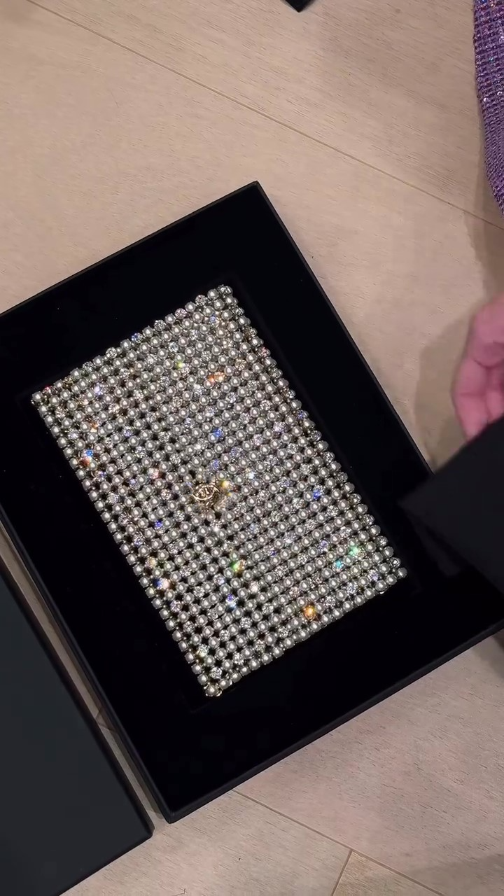 Exquisite Pearl Evening Clutch