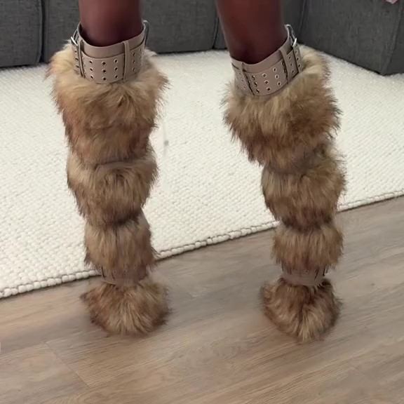 High-top Lace-up Snow Boots With Fox Fur Trim