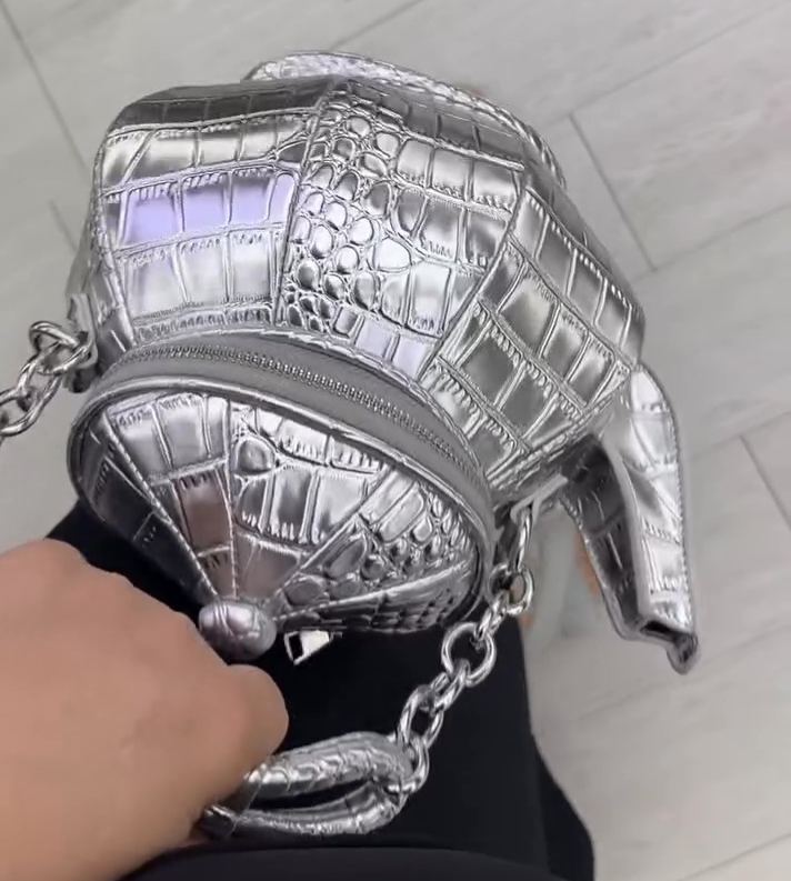 Kettle-shaped Single-shoulder Handbag