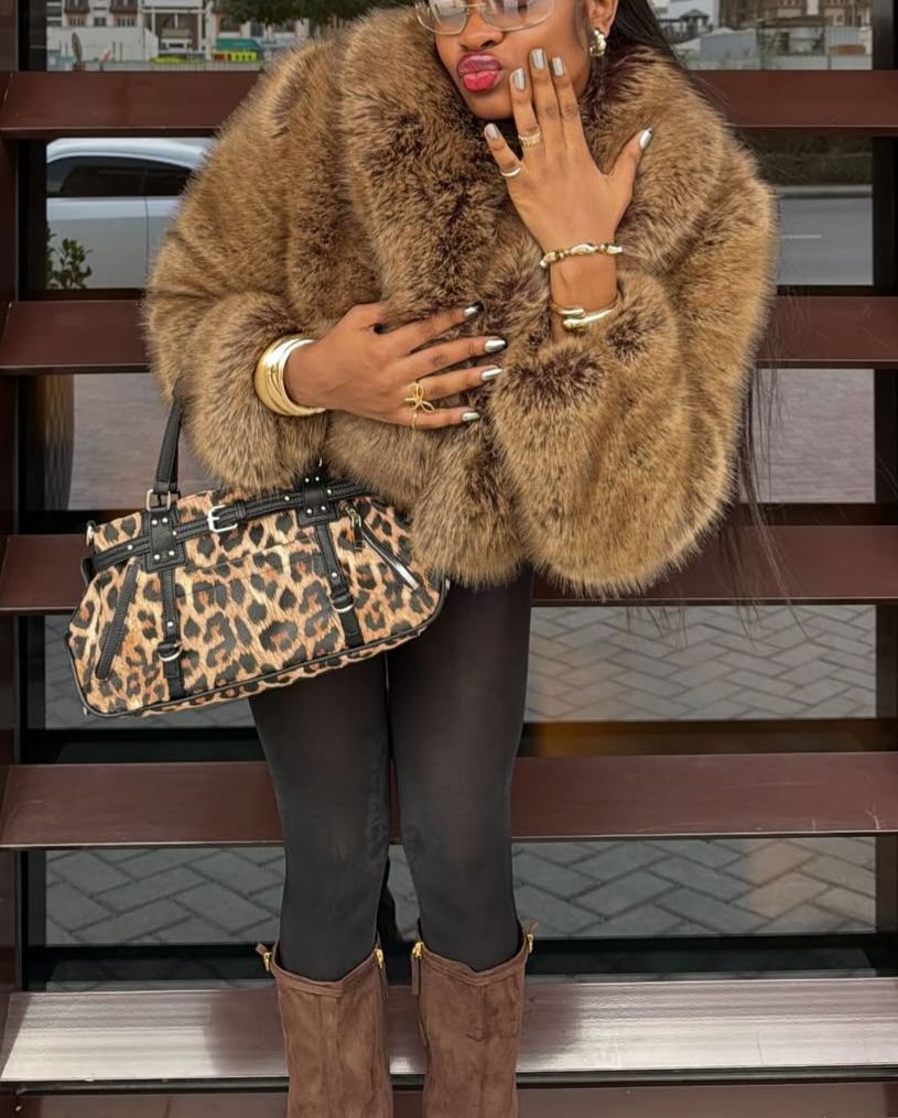 2026 New Style Short Faux Fur Coat