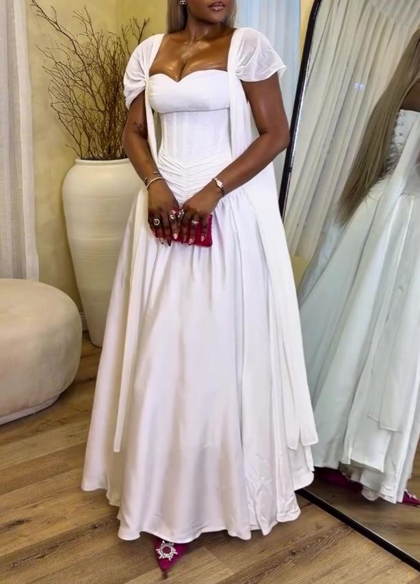 White elegant short-sleeved long dress