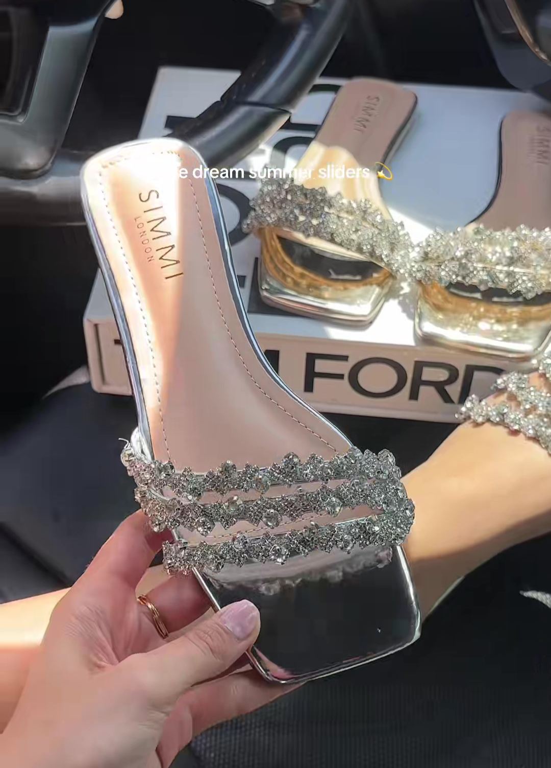 Dreamy Rhinestone Flat Sandals