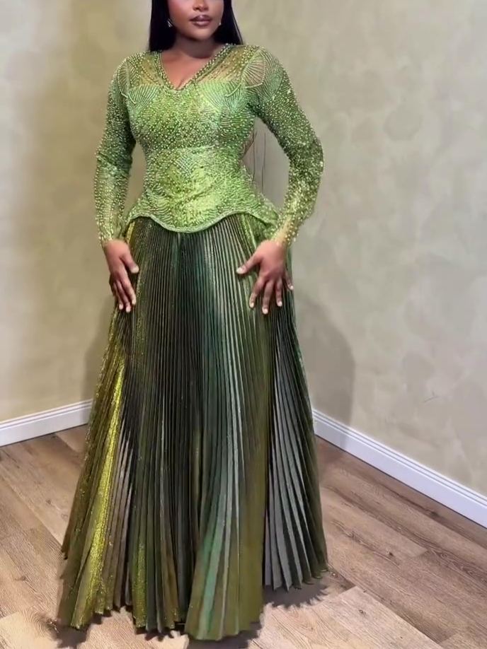 Heavy-duty Rhinestone Pleated Dress Set