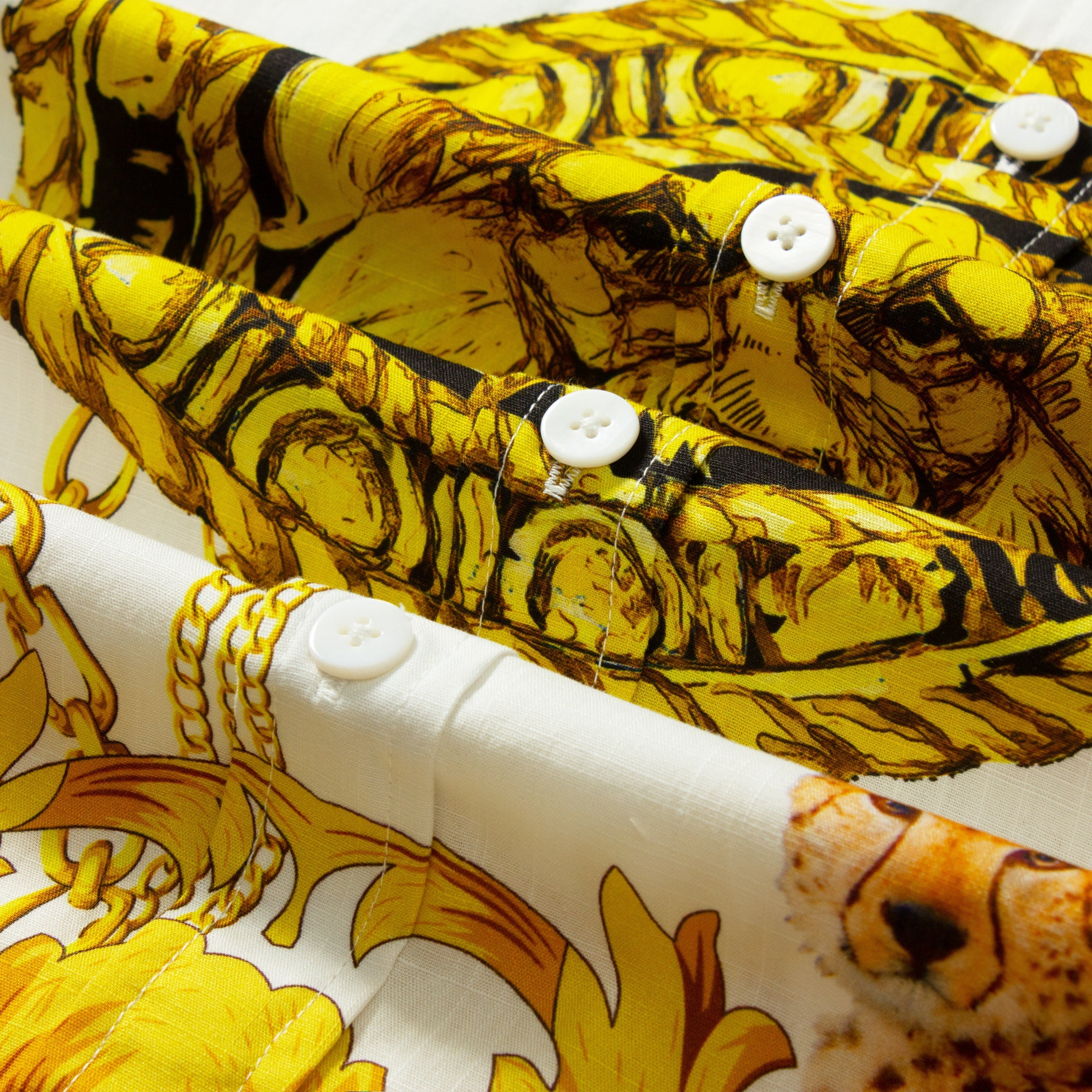 Animal Pattern Short Sleeve Shirt for Men with Chain Accents Jonvidesign