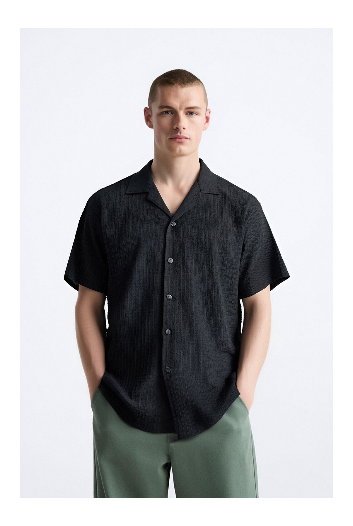 Voluminous Textured Crepe Fabric Cuban Collar Short Sleeve Shirt