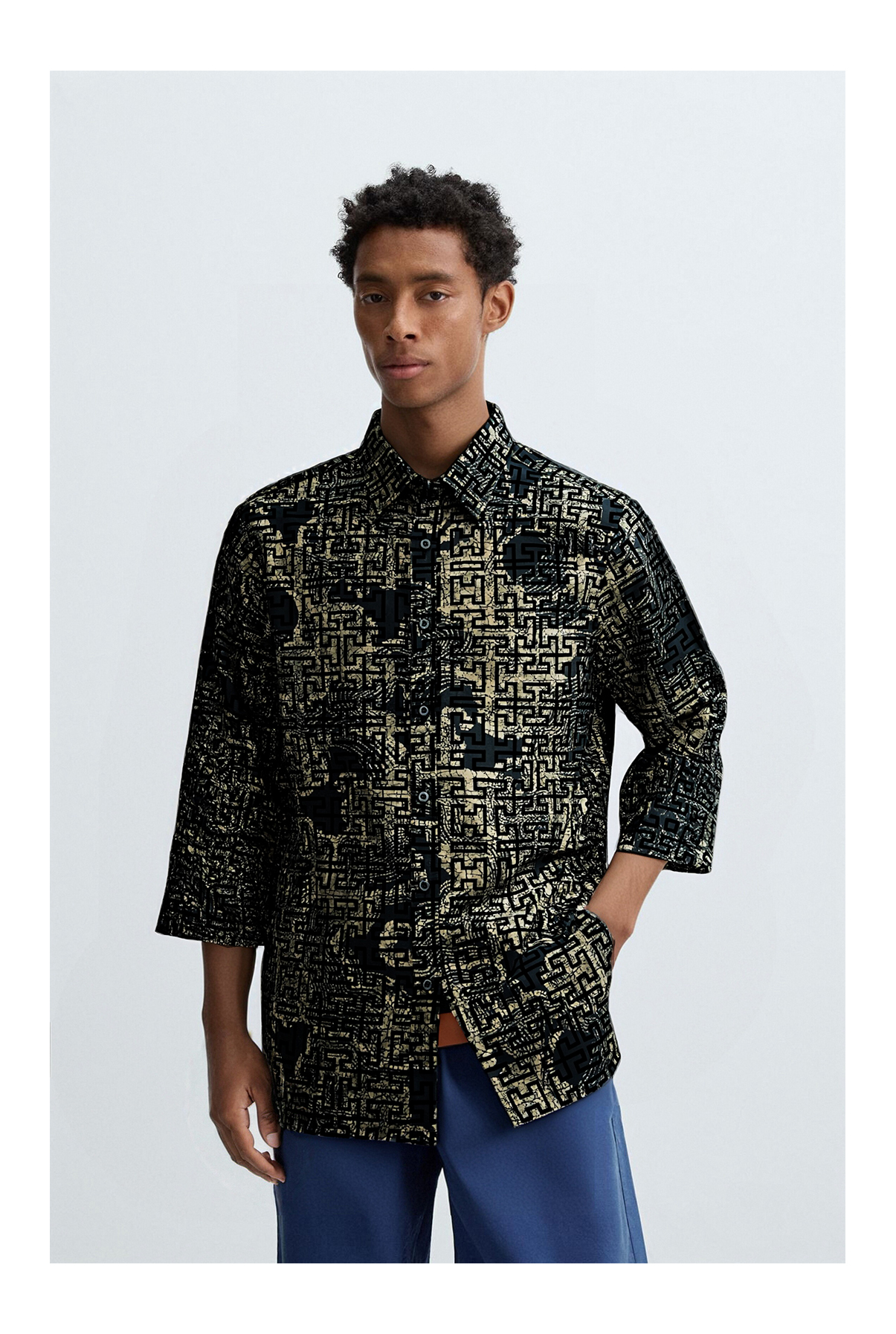 Greek Key Pattern Pattern Point Collar Long Sleeve Flocked Finished Fabric Shirt