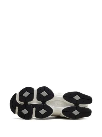 9060 "Sea Salt/Raincloud/Black"