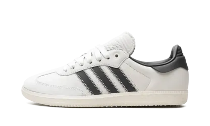 Samba "Pharrell Williams - Core Black" 1