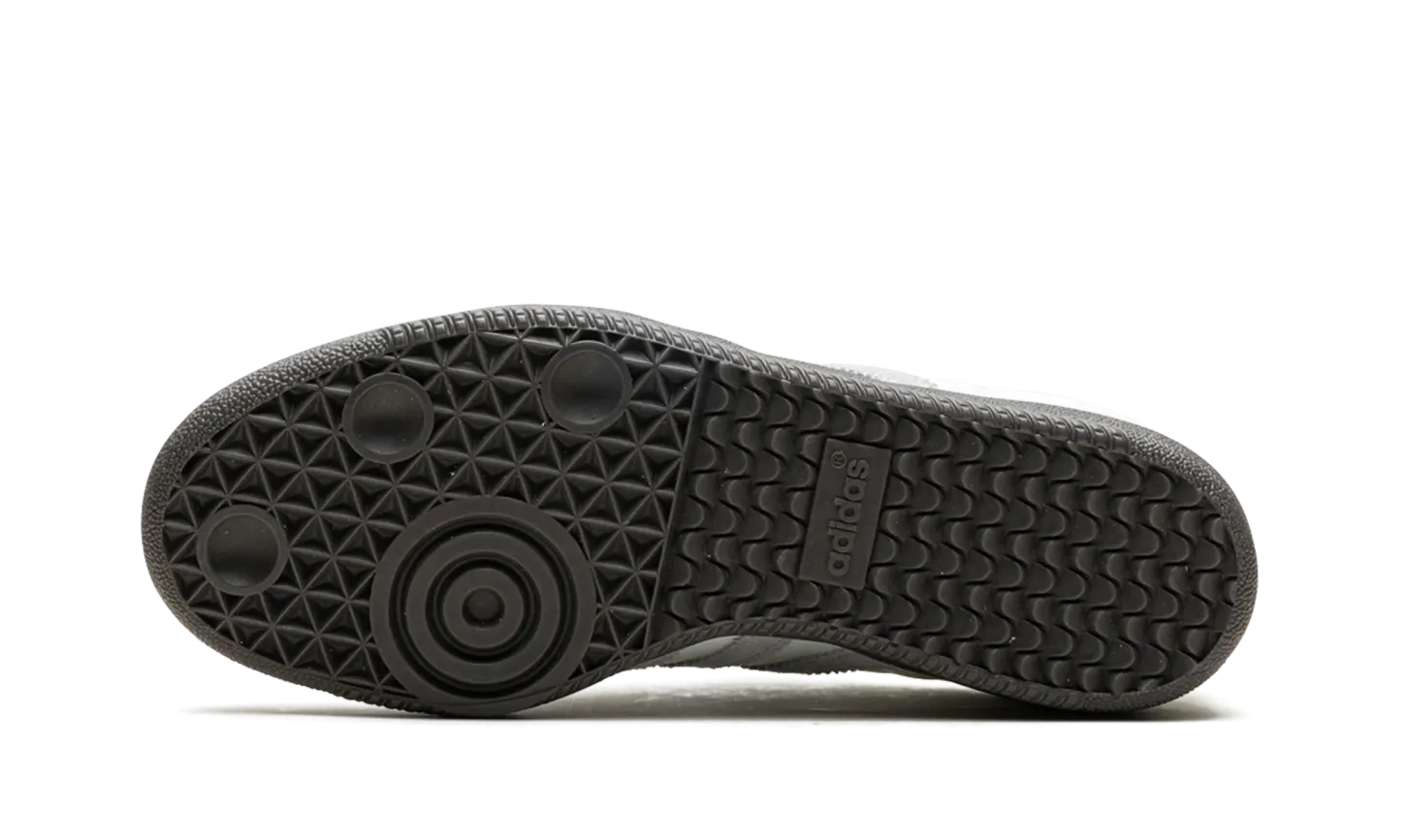 Samba AND "Cream White"