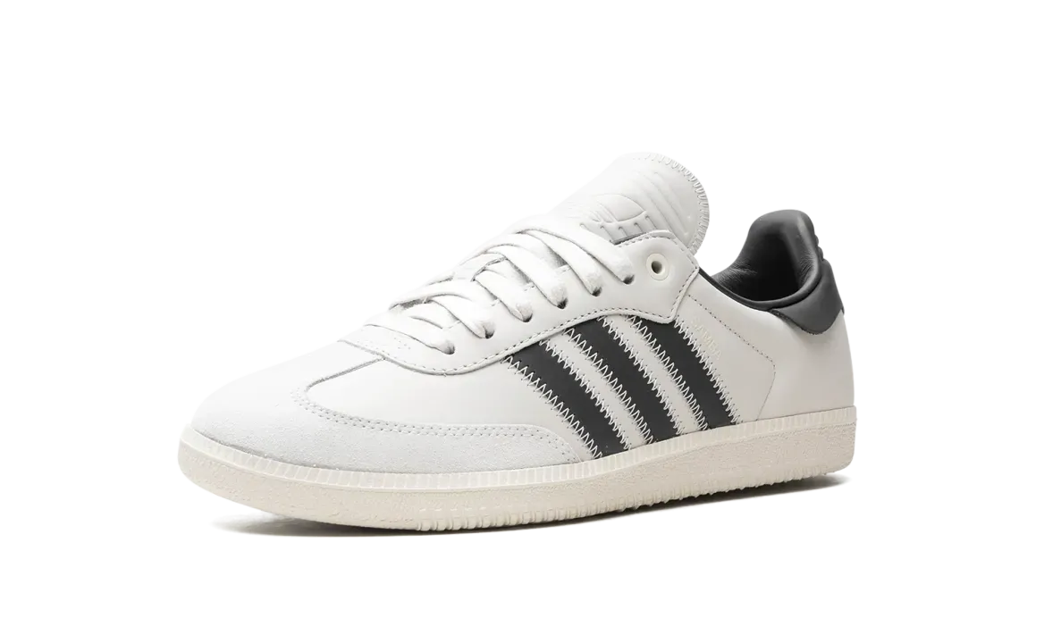 Samba "Pharrell Williams - Core Black" 1