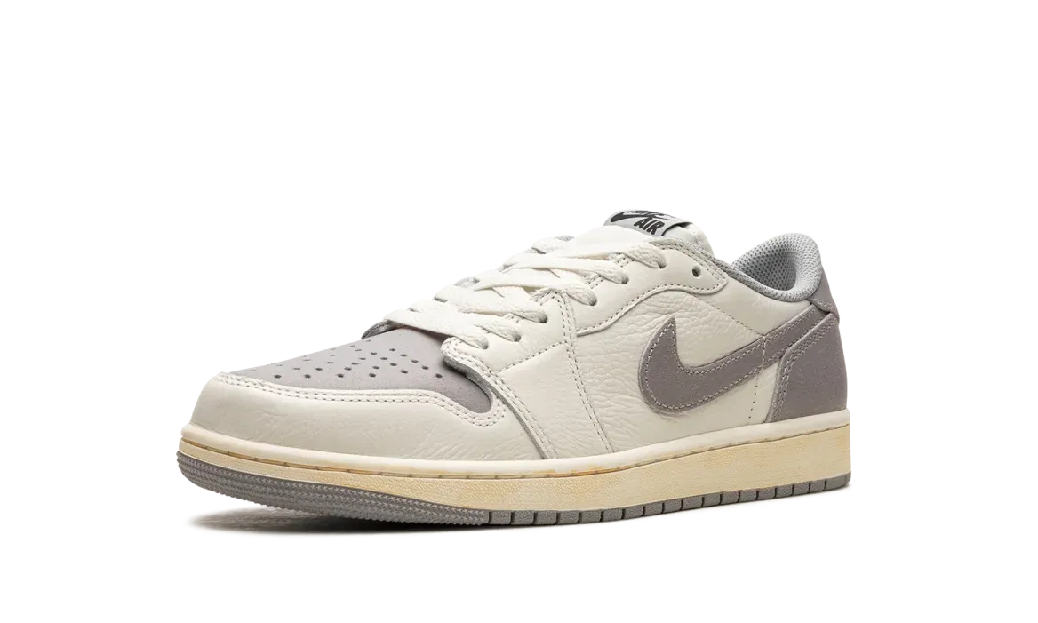 1 Low EX "Atmosphere Grey" 1