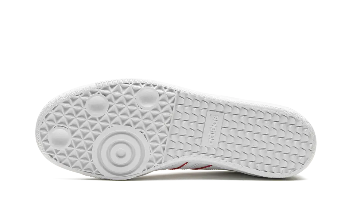 Samba Vegan "Minnie Mouse" 1