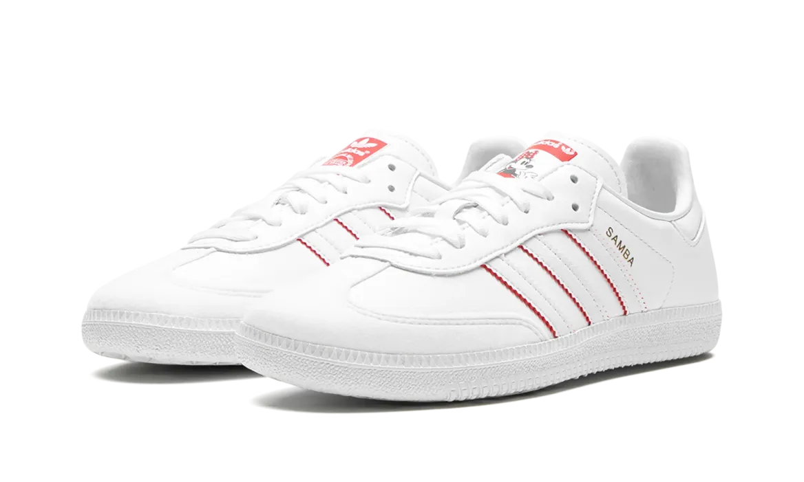 Samba Vegan "Minnie Mouse" 1