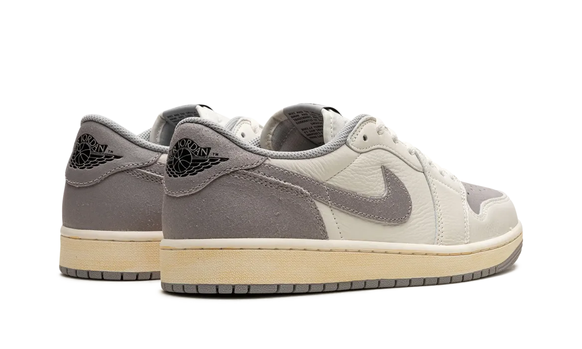 1 Low EX "Atmosphere Grey" 1