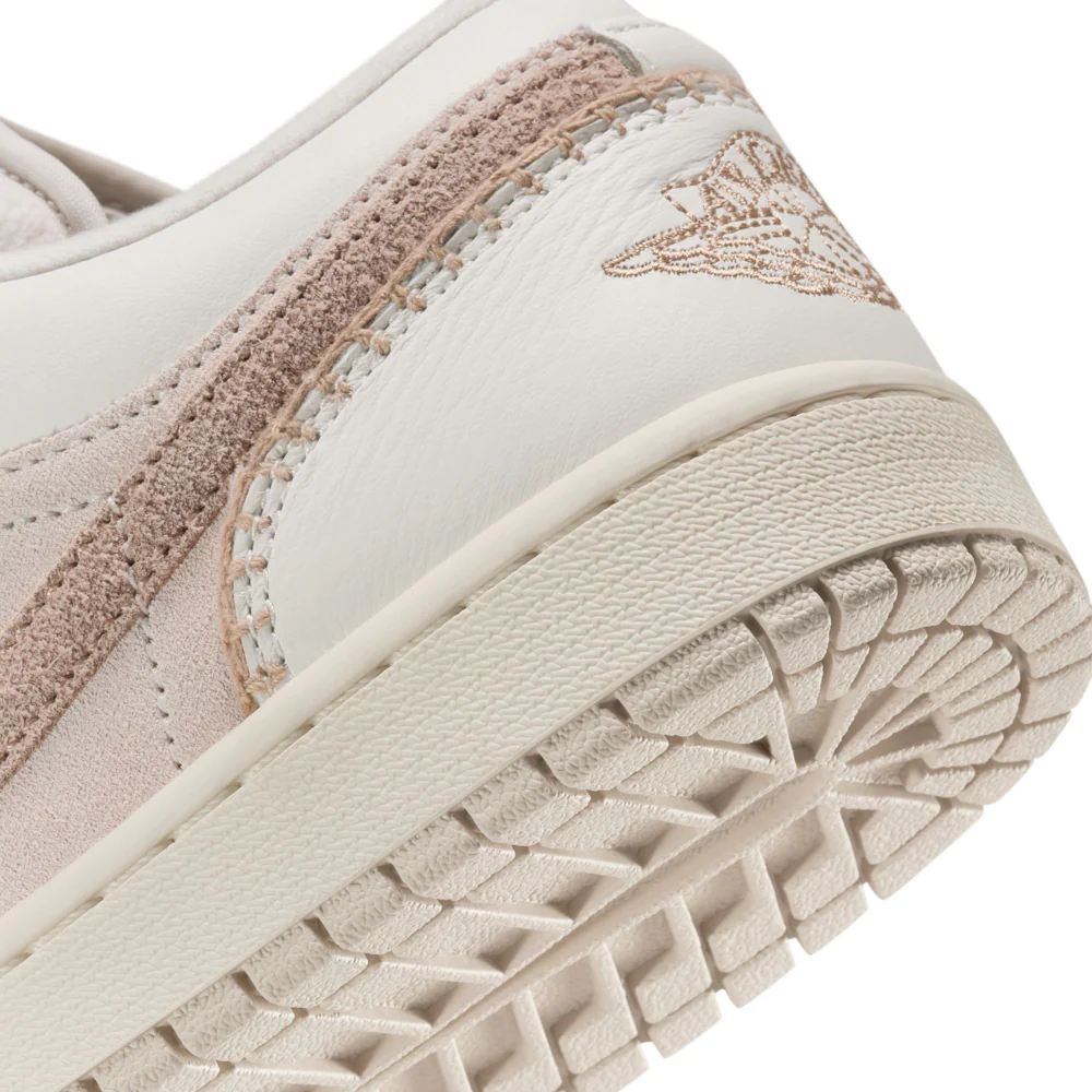 AJ 1 Low Lt Orewood Brn