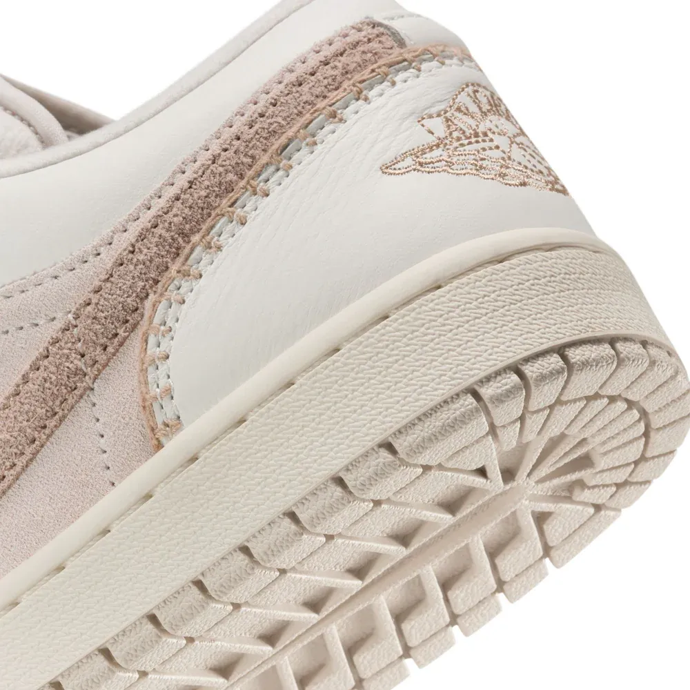 AJ 1 Low Lt Orewood Brn