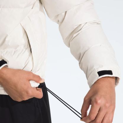 [Copy]Women’s Retro Nuptse Jacket-White Dune/TNF Black/Recycled Down