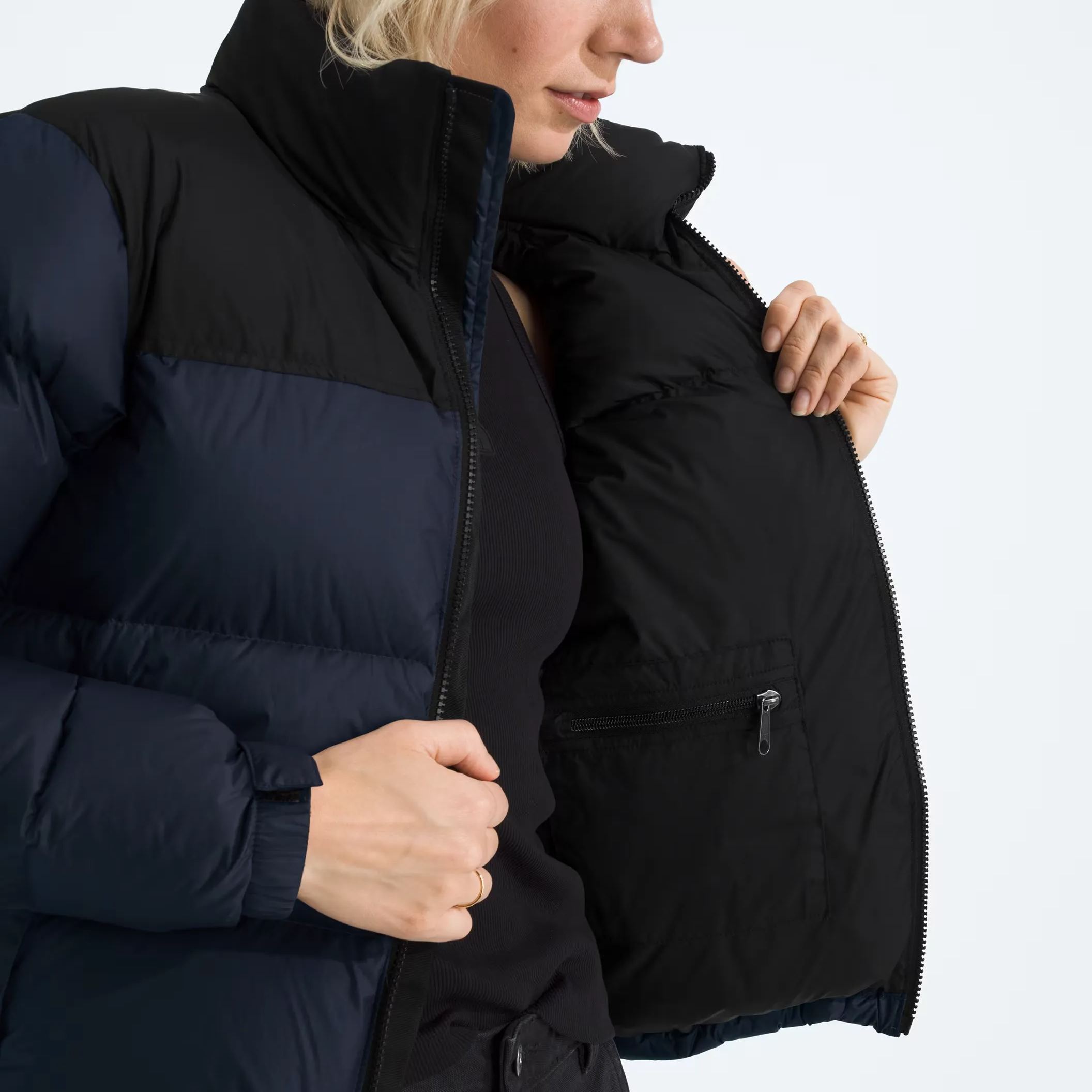 Women’s Retro Nuptse Jacket-Summit Navy/TNF Black/Recycled Down