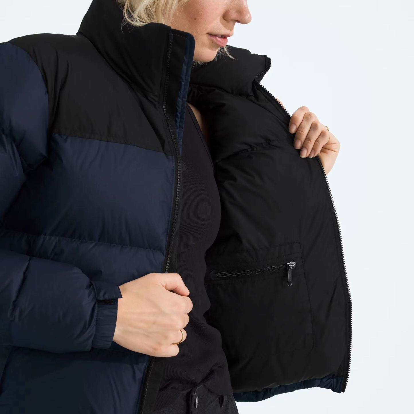 Women’s Retro Nuptse Jacket-Summit Navy/TNF Black/Recycled Down