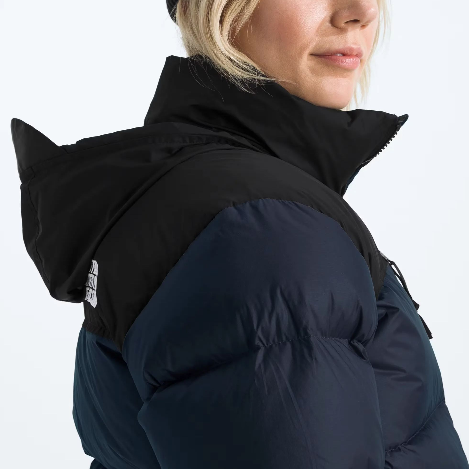 Women’s Retro Nuptse Jacket-Summit Navy/TNF Black/Recycled Down