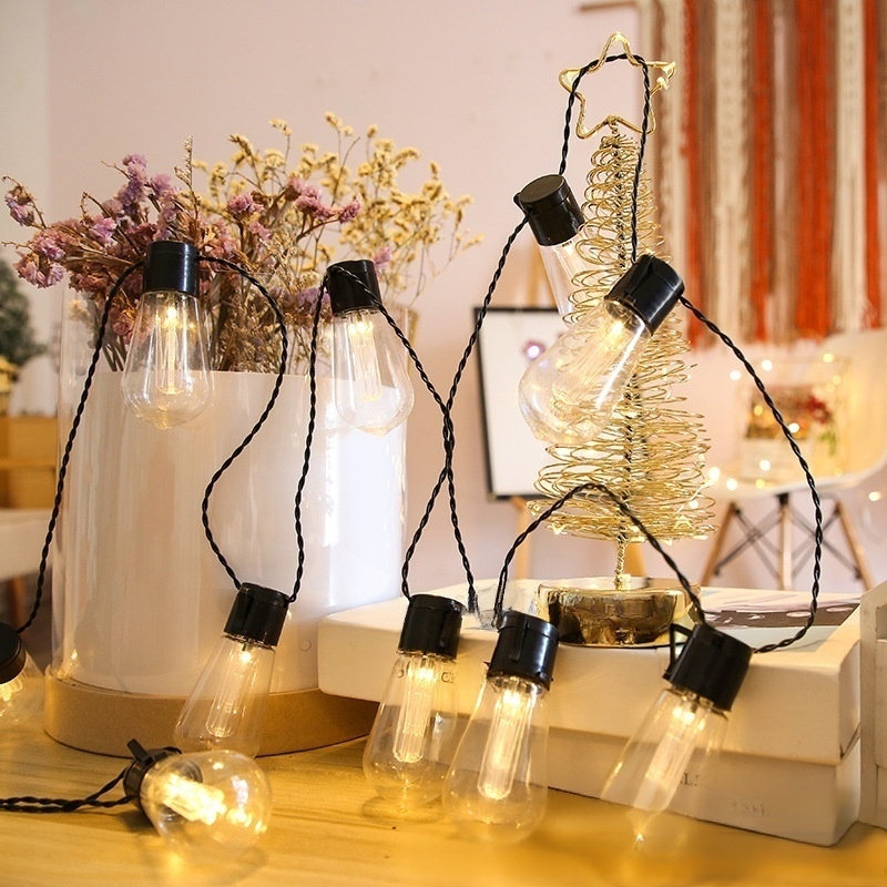 Dekoracyjne lampki solarne do ogrodu