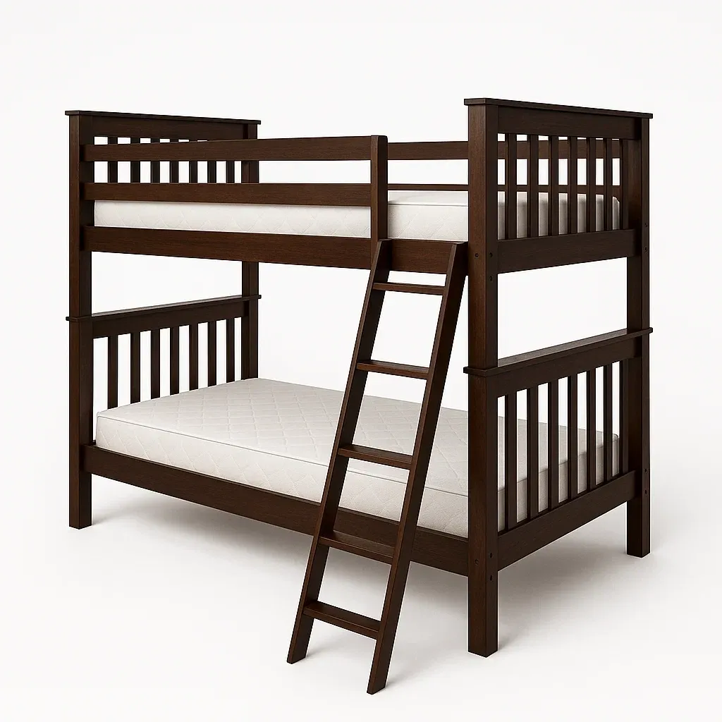 Letto a castello in legno marrone con materassi in schiuma