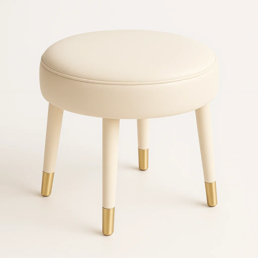 Sgabello rotondo in legno con rivestimento in pelle PU avorio e dettagli dorati