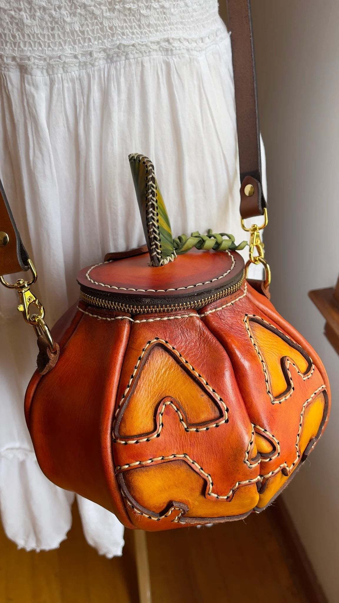 🎃The Great Purely handmade leather Pumpkin Bag