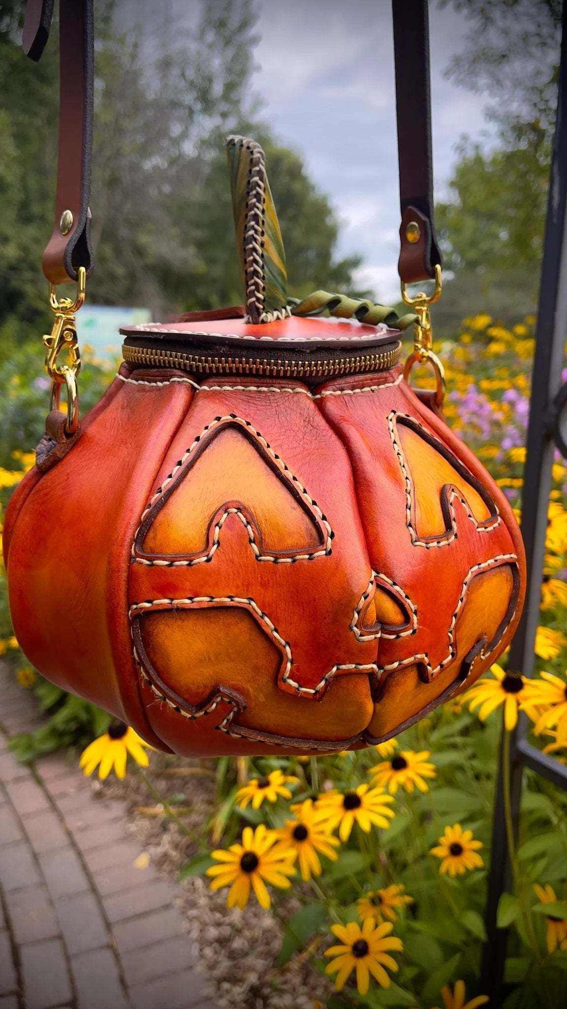🎃The Great Purely handmade leather Pumpkin Bag