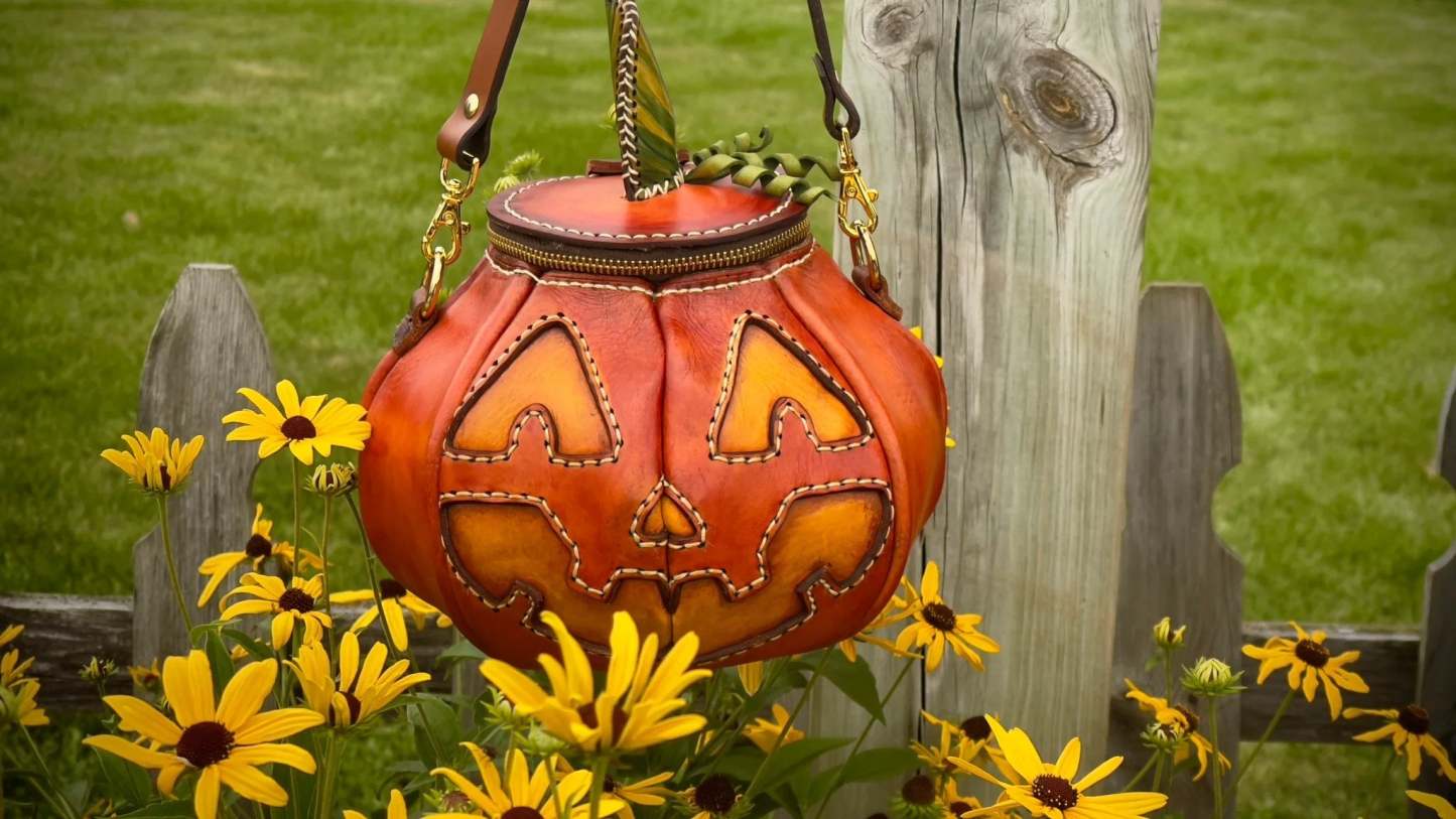 🎃The Great Purely handmade leather Pumpkin Bag