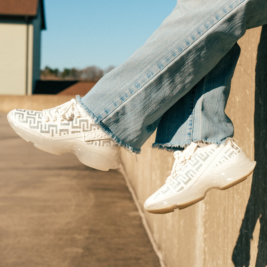 MAXIMA-S WHITE/SILVER - SM REBOOTED-Cool A Warm