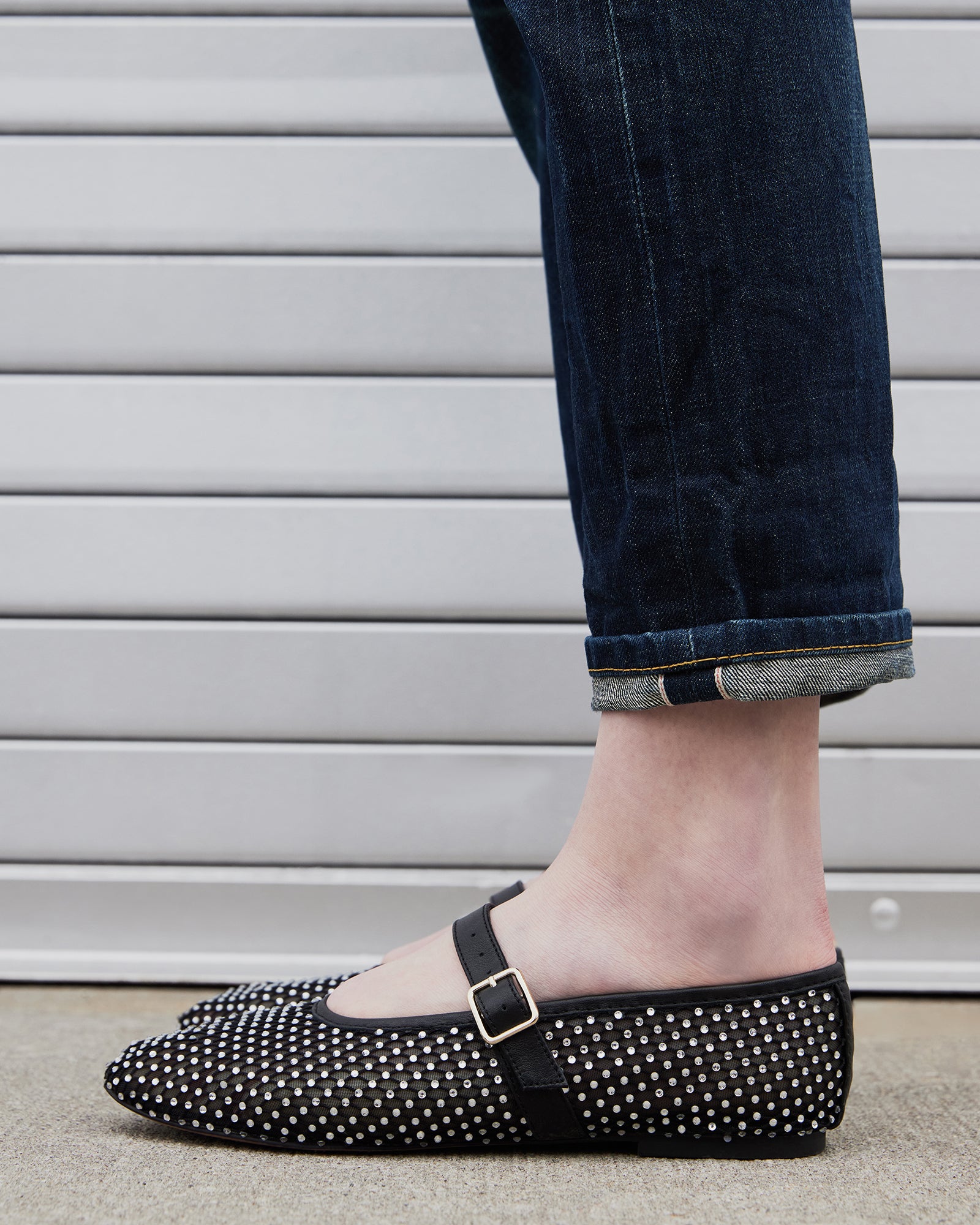 DREAMING BLACK-Cool A Warm