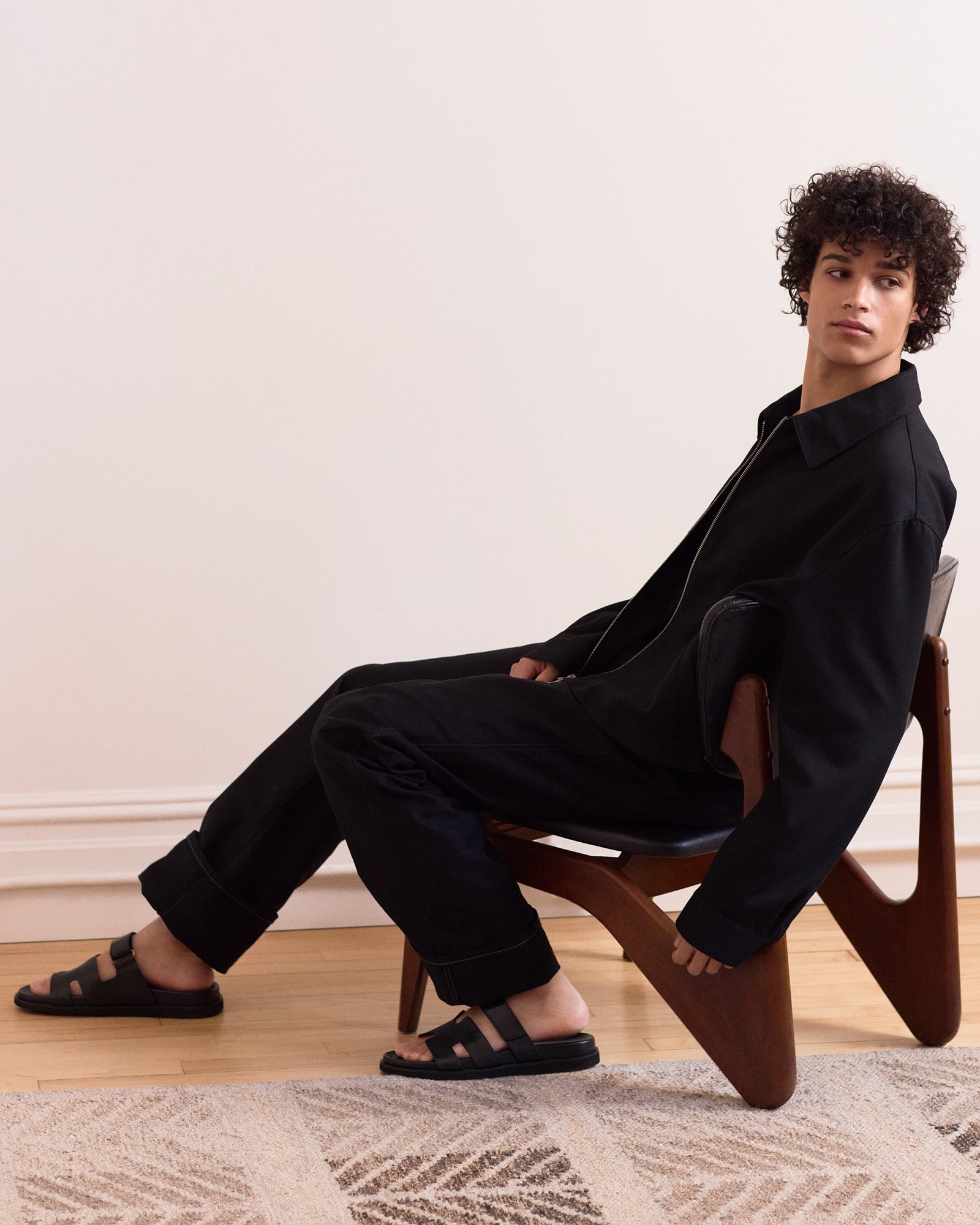 MAIVEN BLACK LEATHER-Cool A Warm