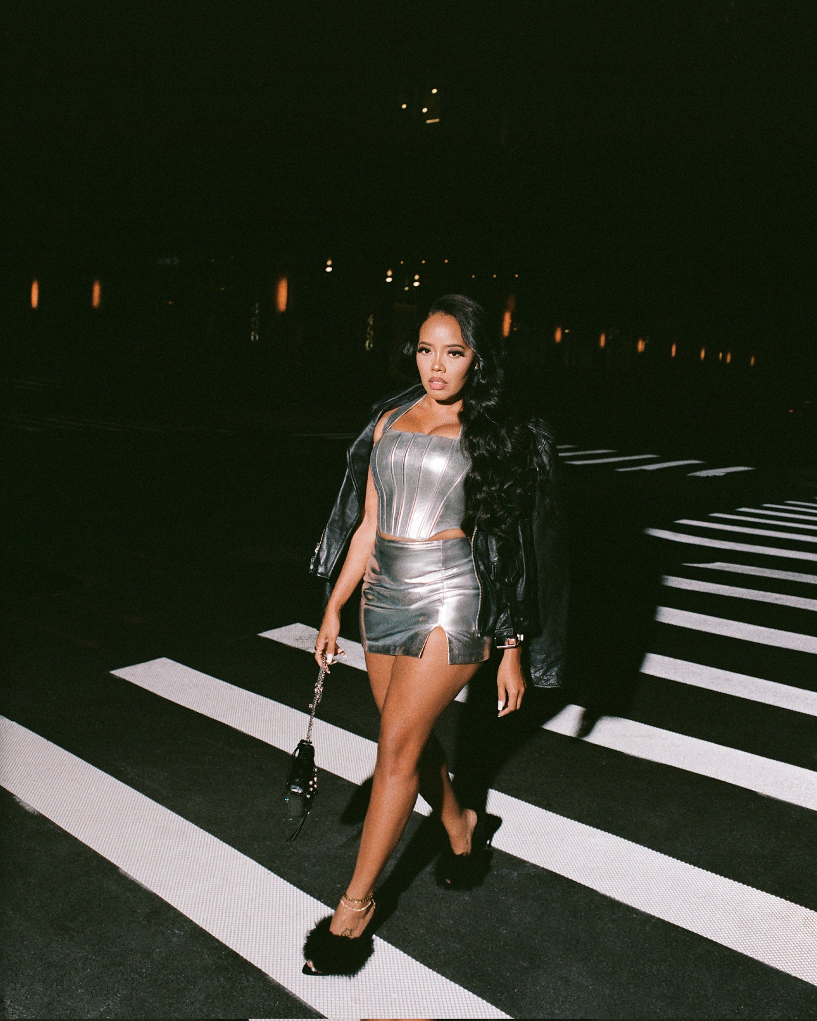 ASHBEY BLACK-Cool A Warm