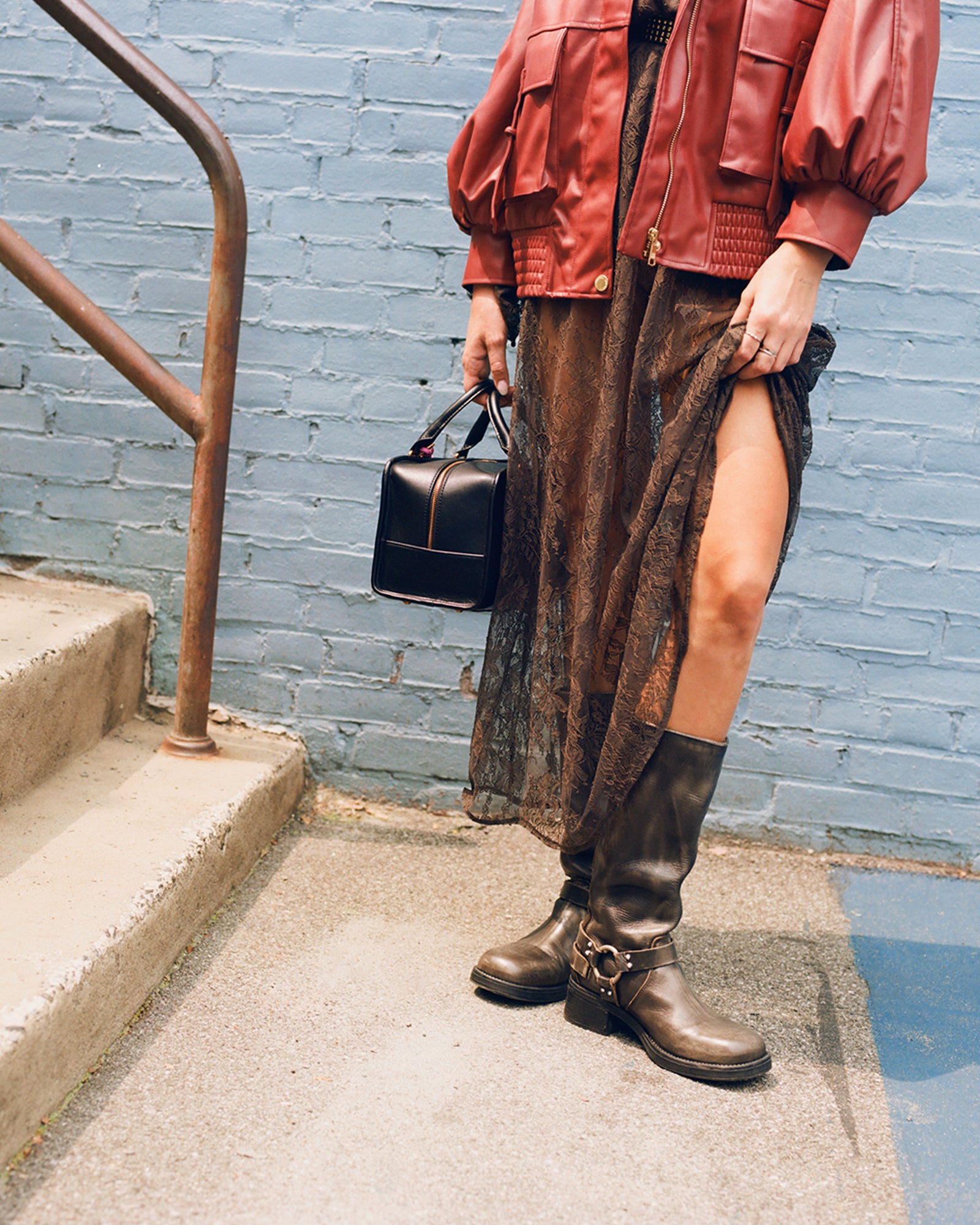 ROCKY BROWN DISTRESSED-Cool A Warm