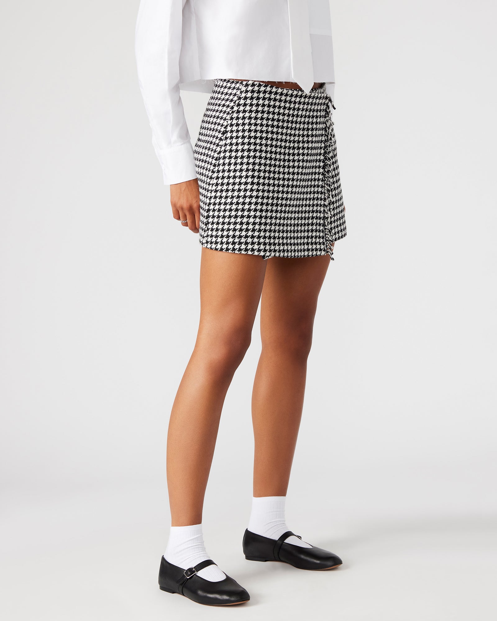 LEON SKIRT BLACK/WHITE-Cool A Warm