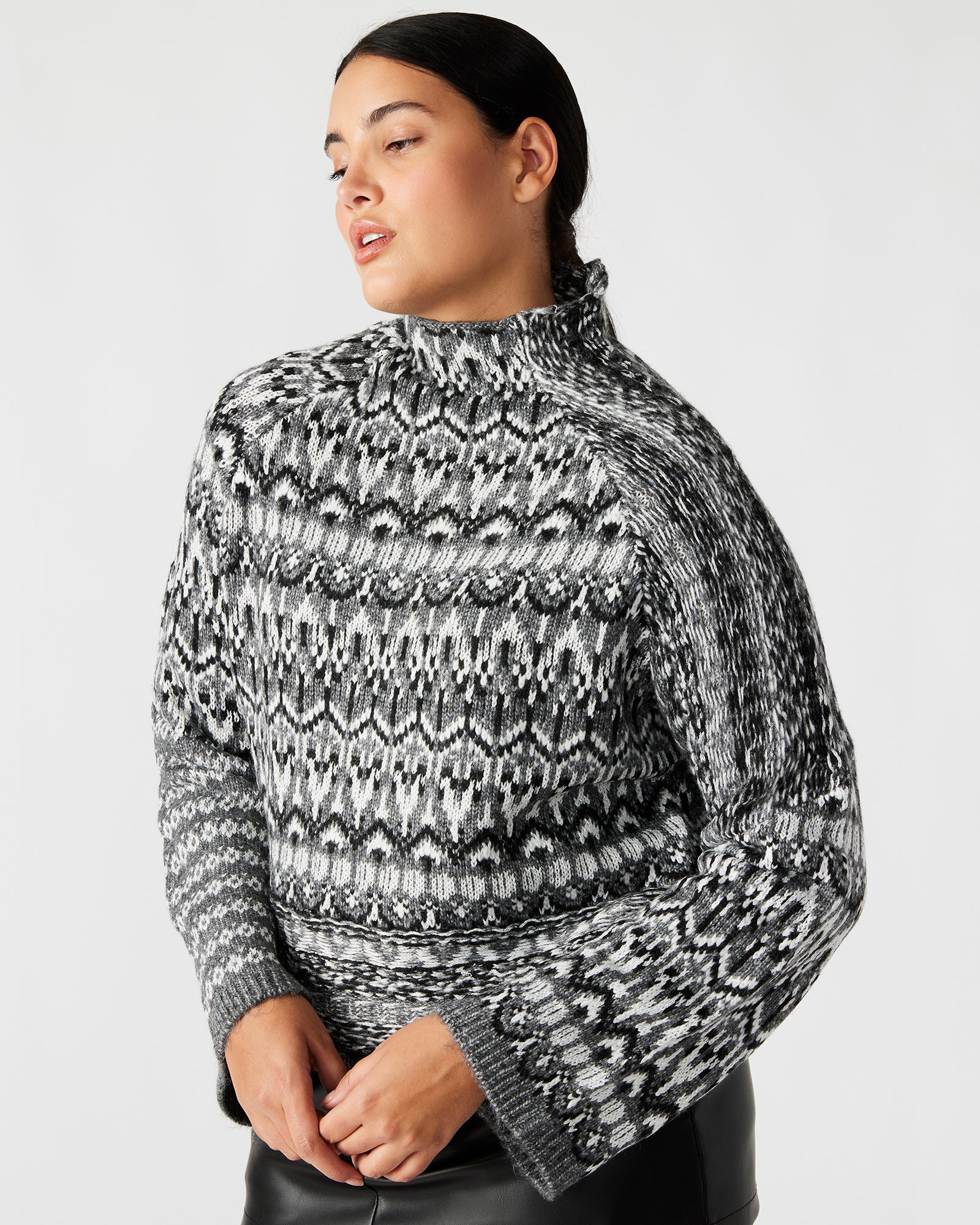 INDIE SWEATER CHARCOAL-Cool A Warm