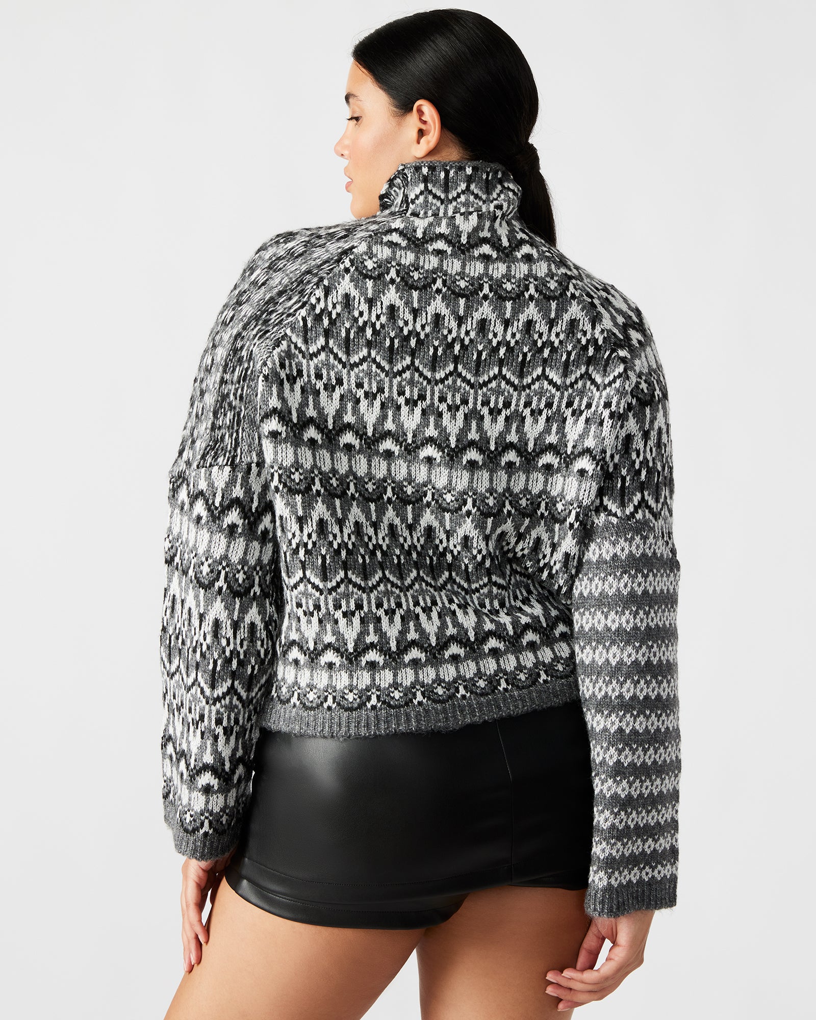INDIE SWEATER CHARCOAL-Cool A Warm