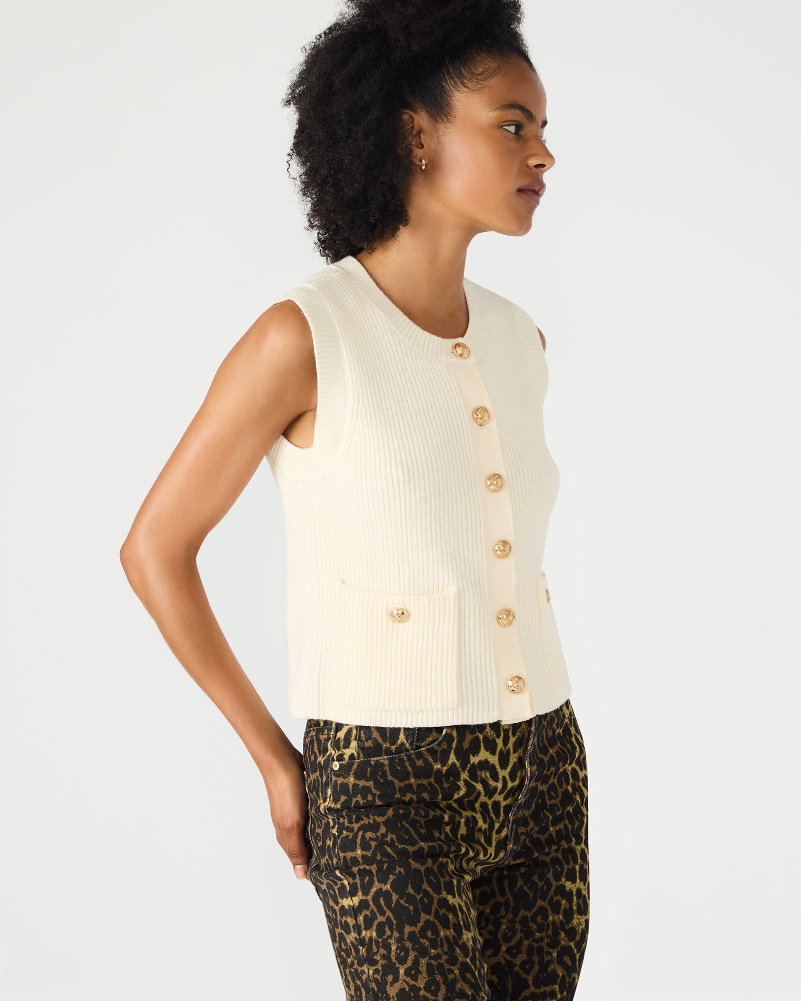 ALIYA SWEATER VEST CREAM-Cool A Warm