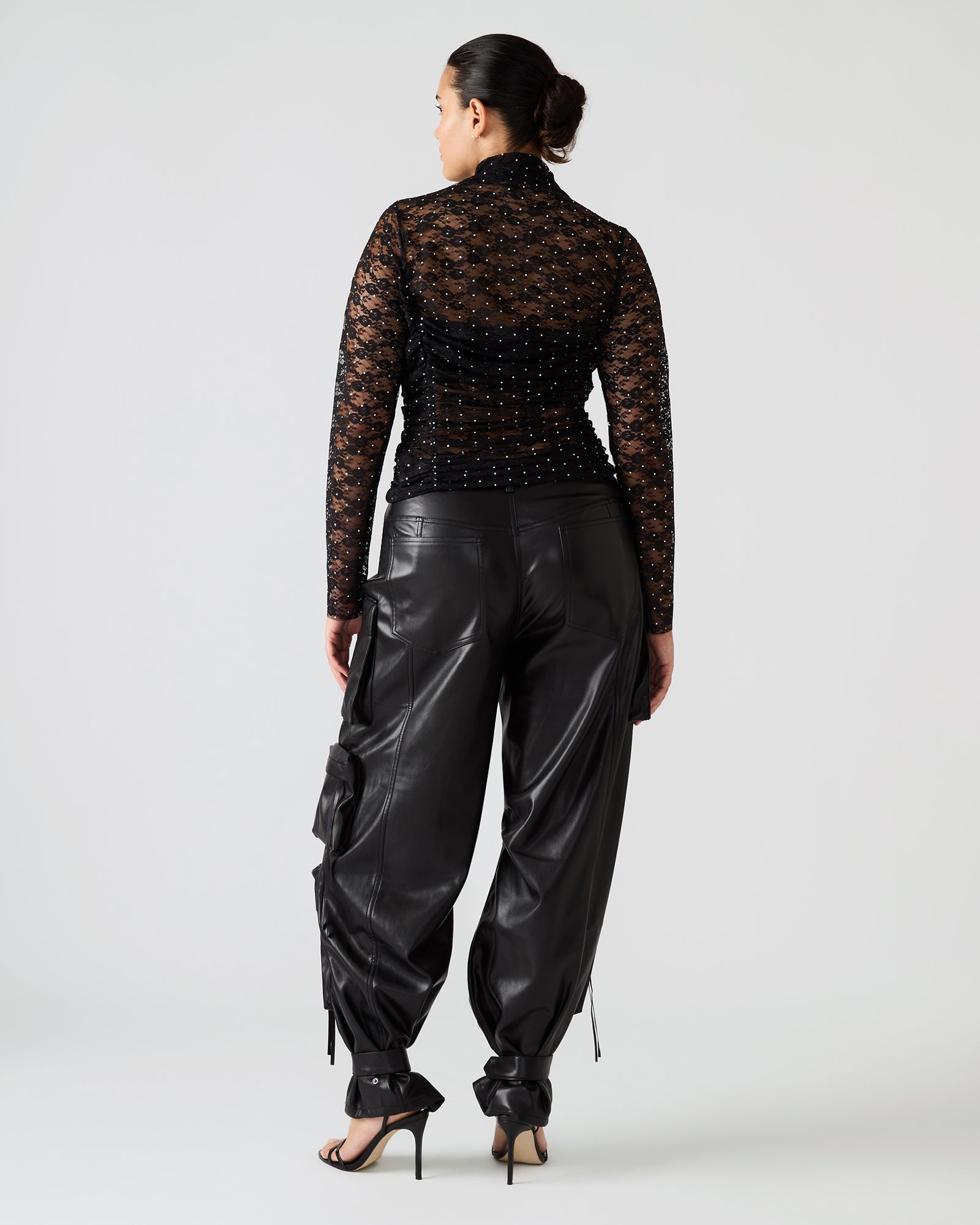 BAYLEE TOP BLACK-Cool A Warm