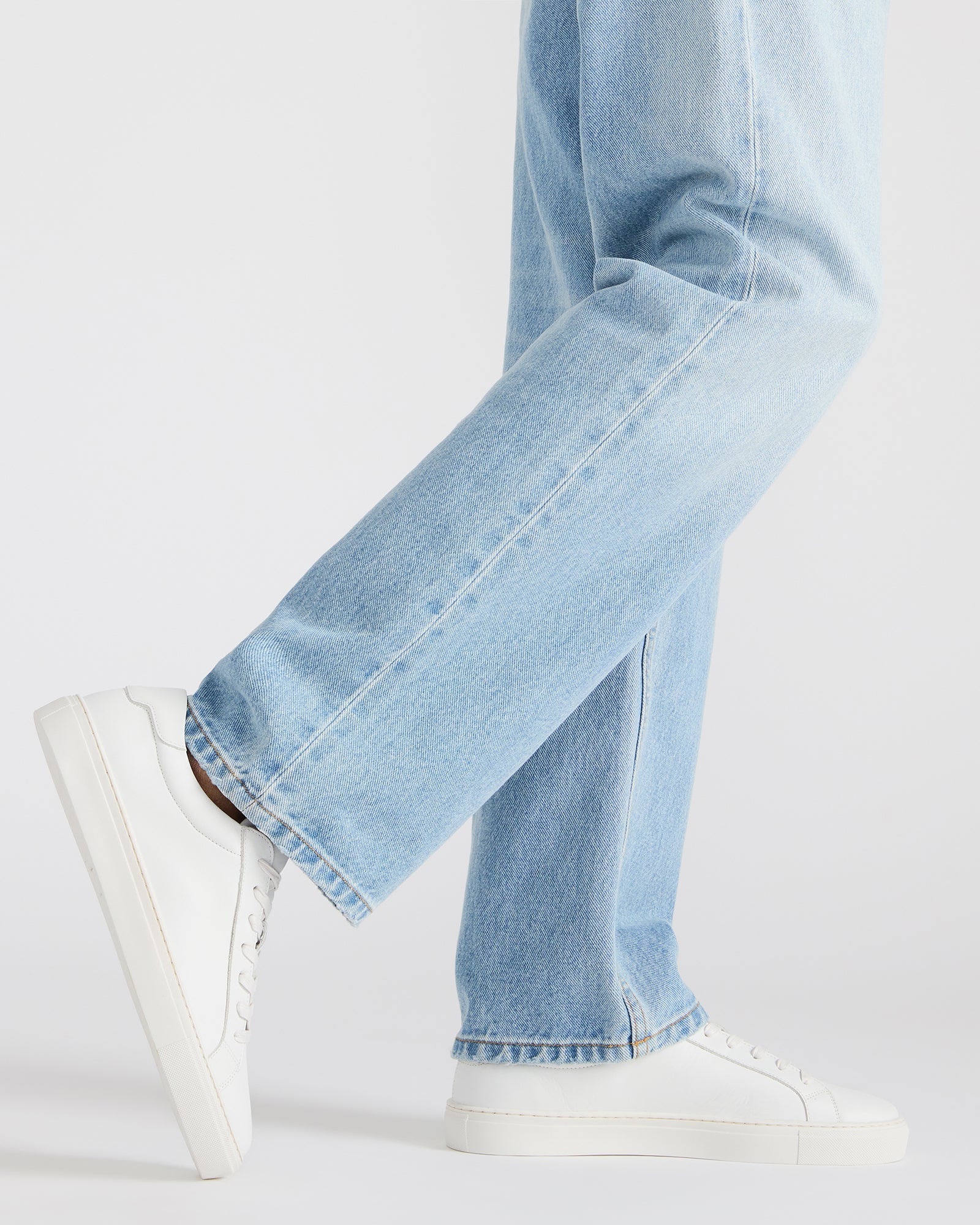 BONDD WHITE LEATHER-Cool A Warm