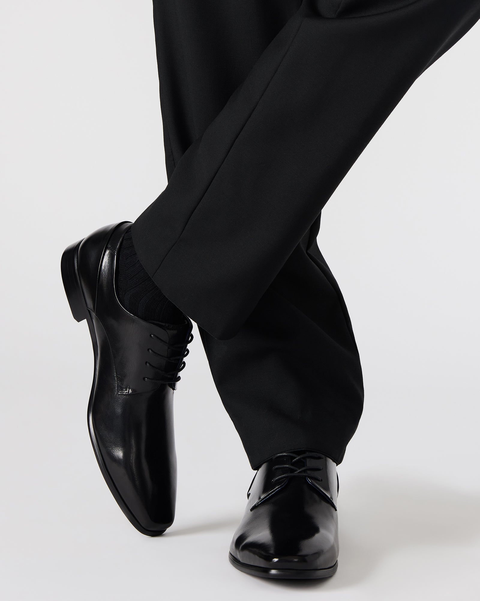 GEMARI BLACK LEATHER-Cool A Warm