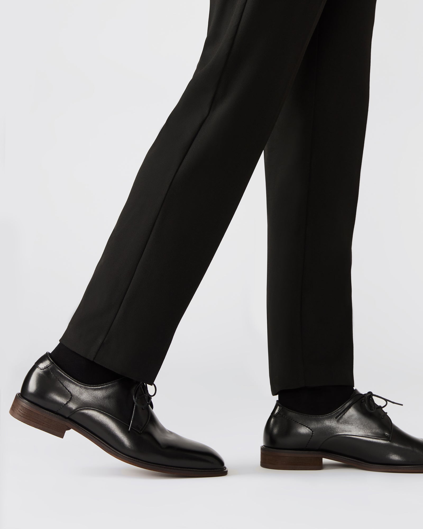 LELAND BLACK LEATHER-Cool A Warm