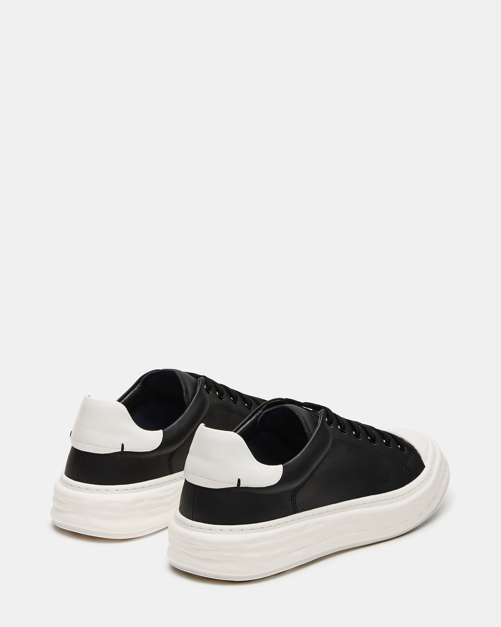 MACRAE BLACK LEATHER-Cool A Warm