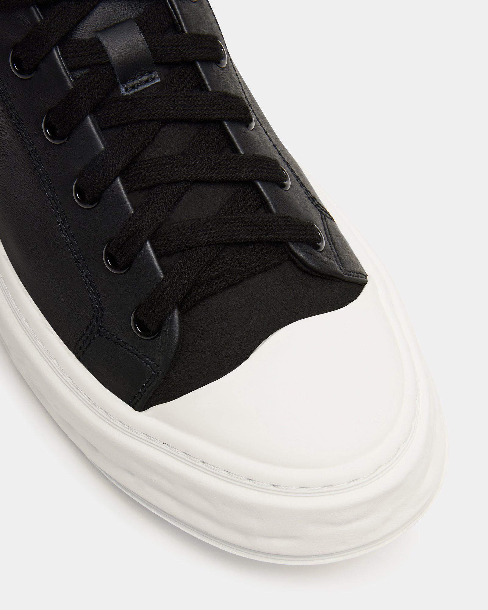 MACRAE BLACK LEATHER-Cool A Warm