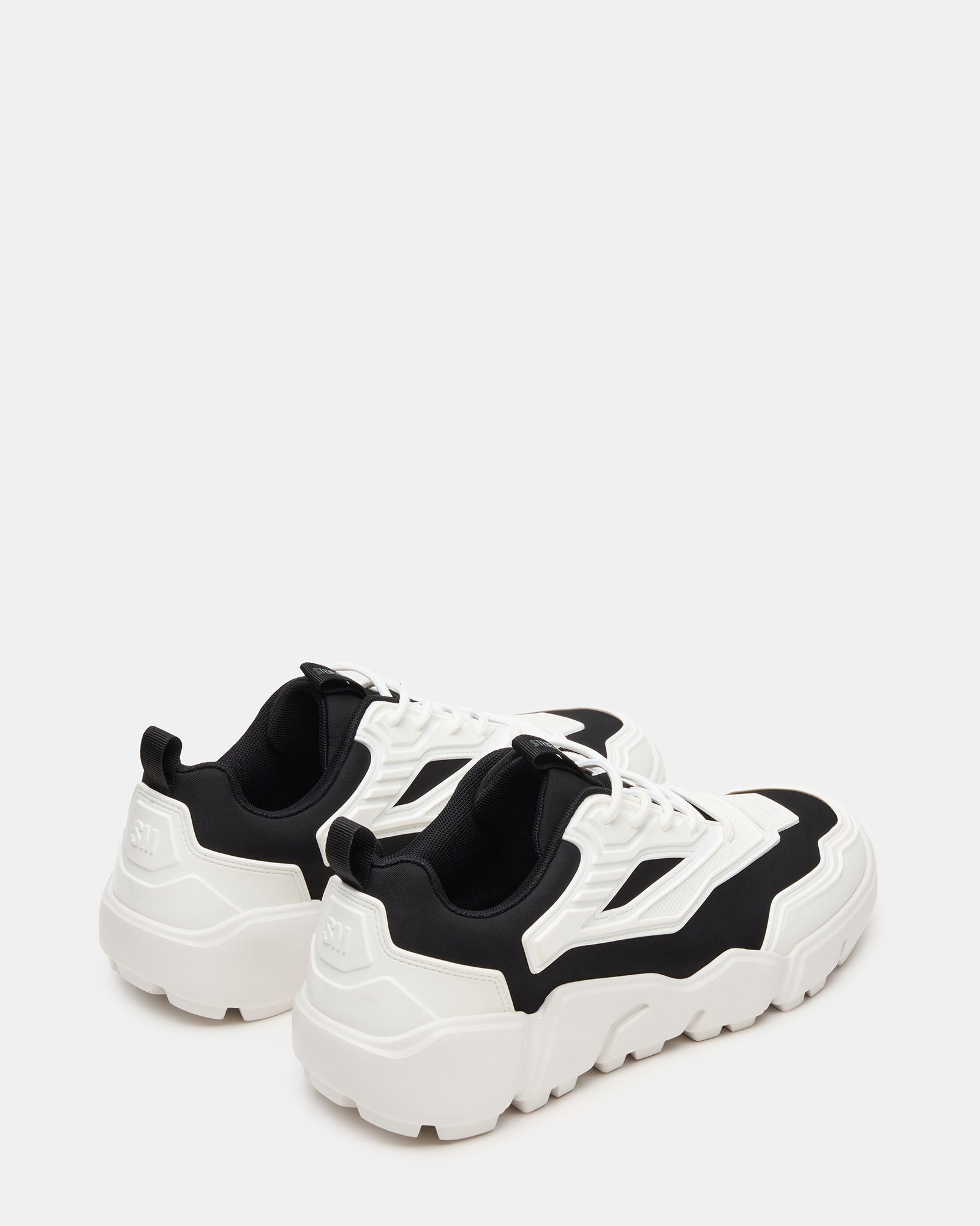 PACE BLACK/WHITE-Cool A Warm