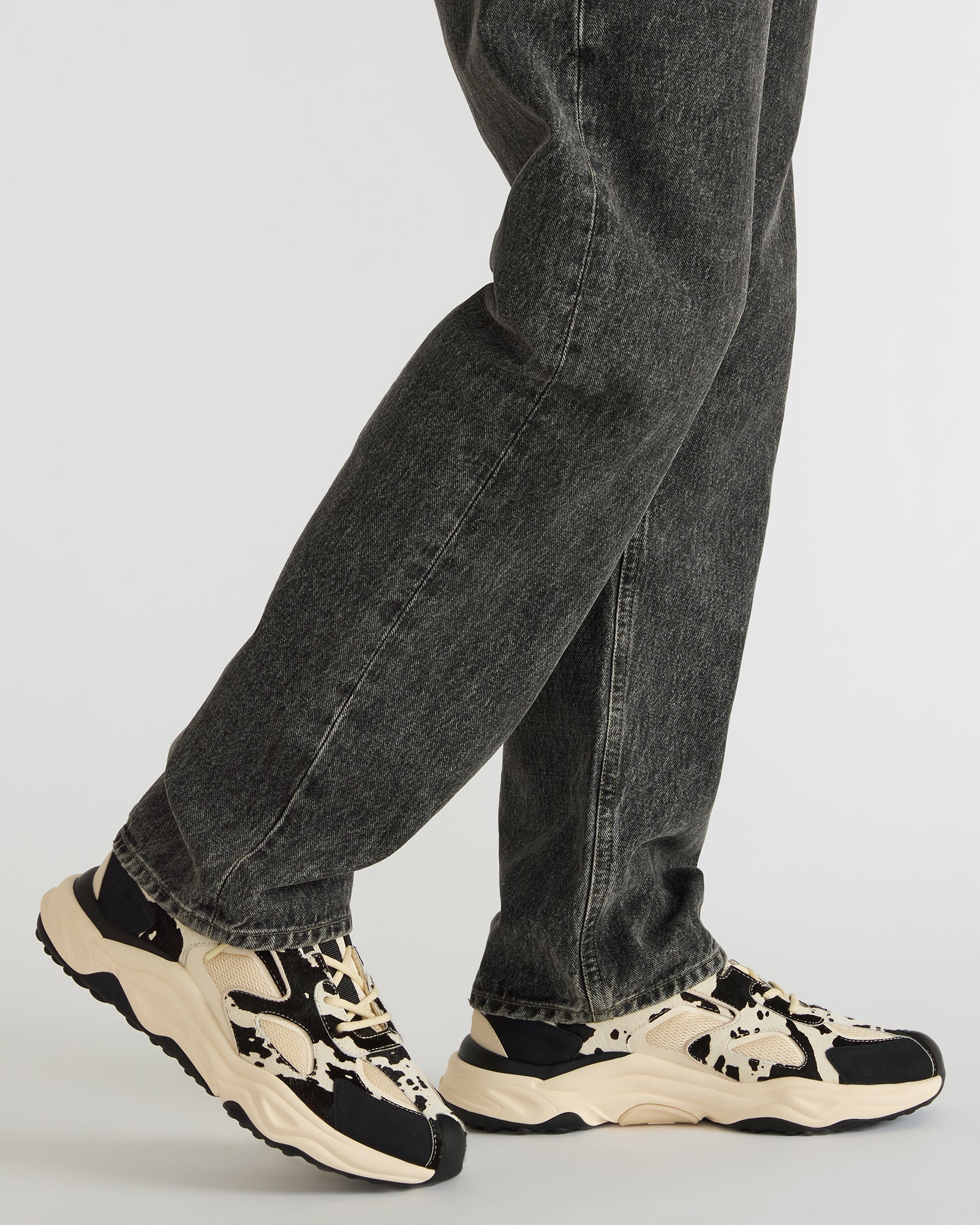 SALVADOR BLACK/WHITE-Cool A Warm