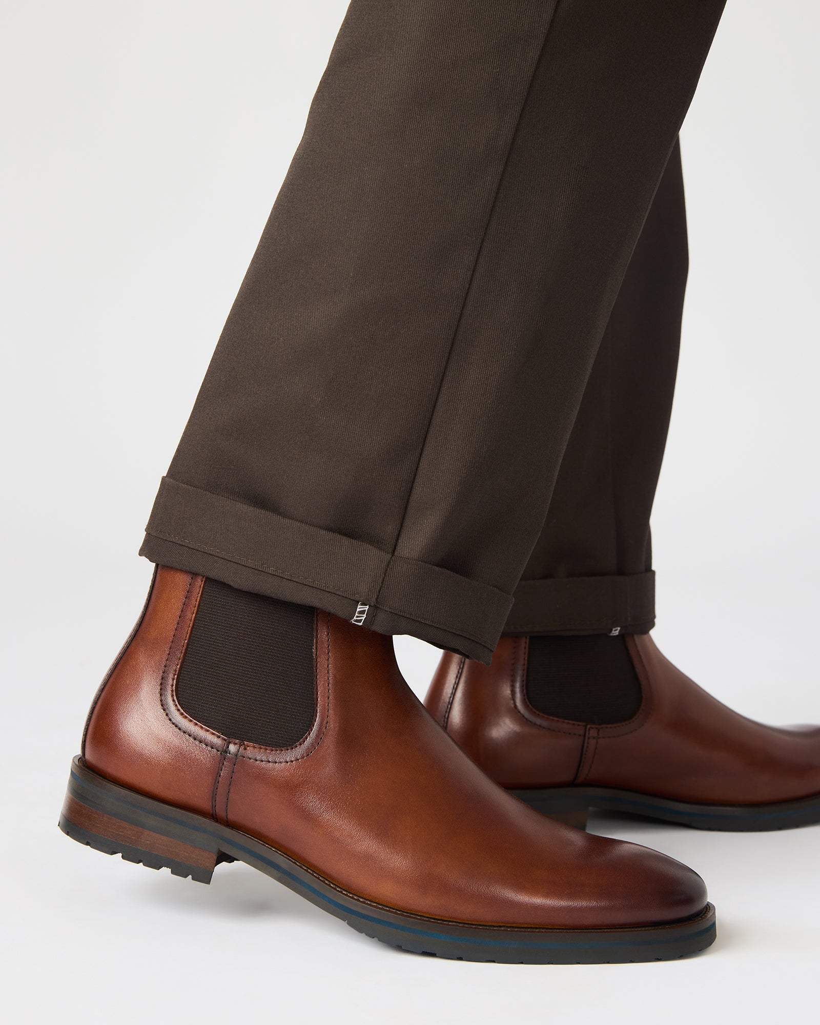 SYRE TAN LEATHER-Cool A Warm