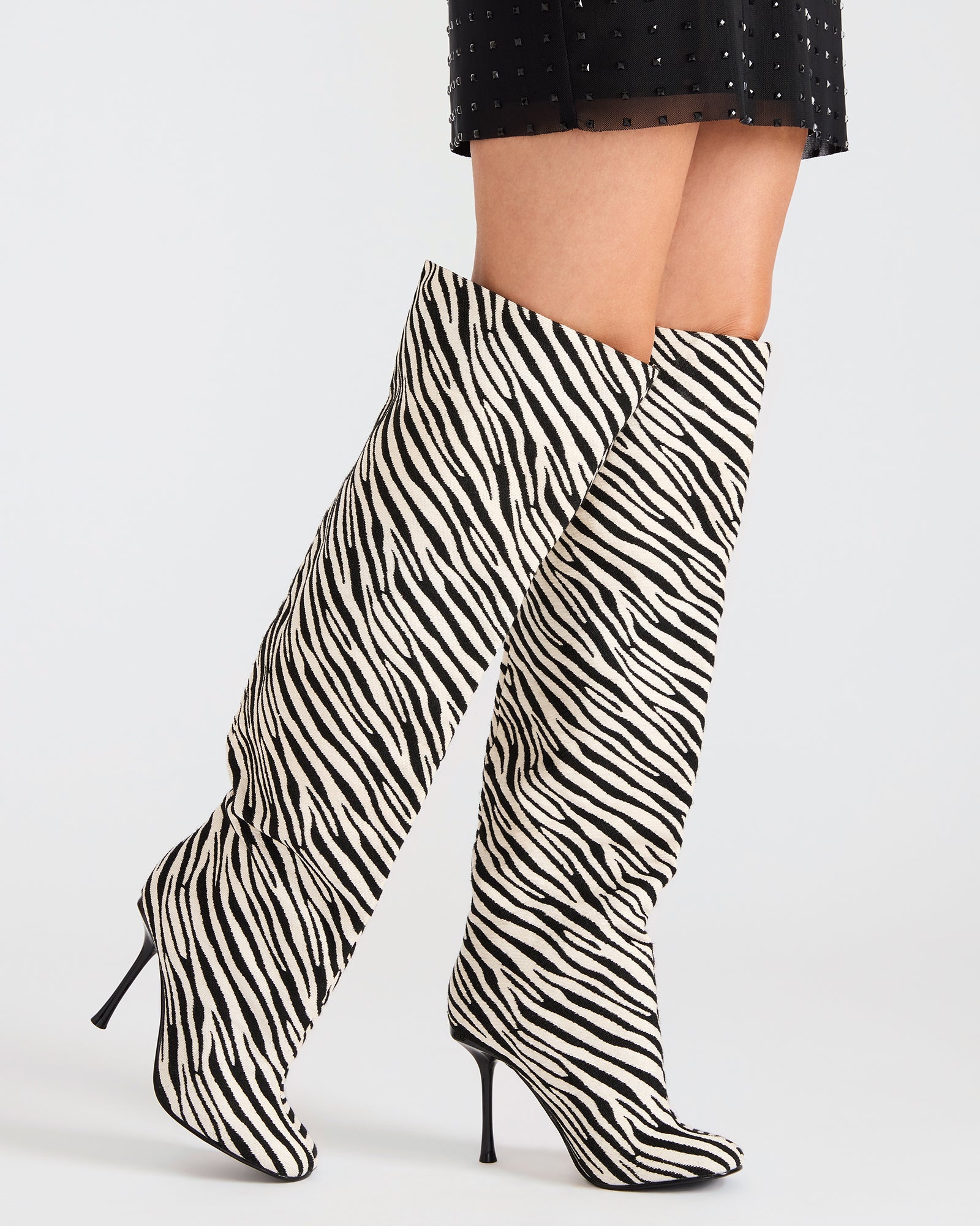 ALLURING ZEBRA-Cool A Warm