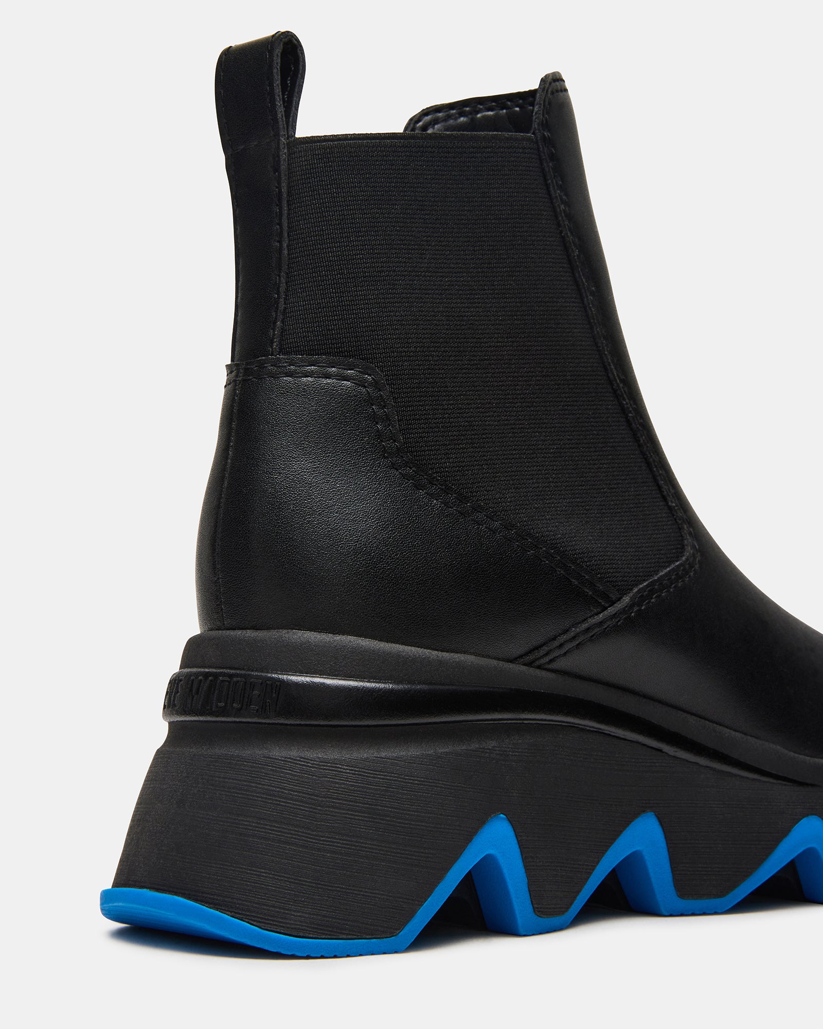 BREAKAWAY BLACK LEATHER-Cool A Warm